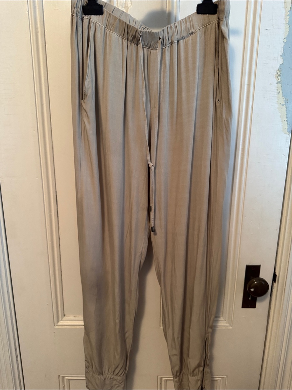 Splendid Beige Drawstring Jogger Pants